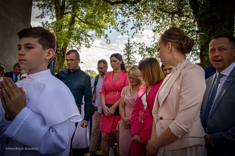  Święto rodzin w Bolimowie. Dzieci przystąpiły do pierwszej komunii 