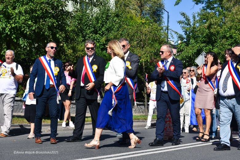  Barwna parada ulicami Skierniewic 