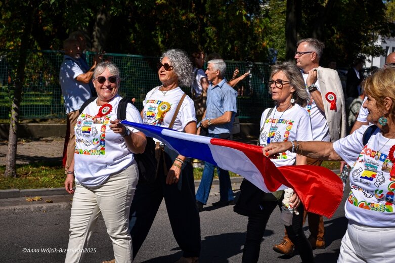  Barwna parada ulicami Skierniewic 