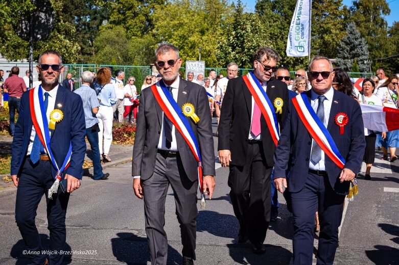  Barwna parada ulicami Skierniewic 