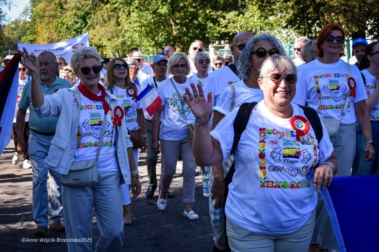  Barwna parada ulicami Skierniewic 