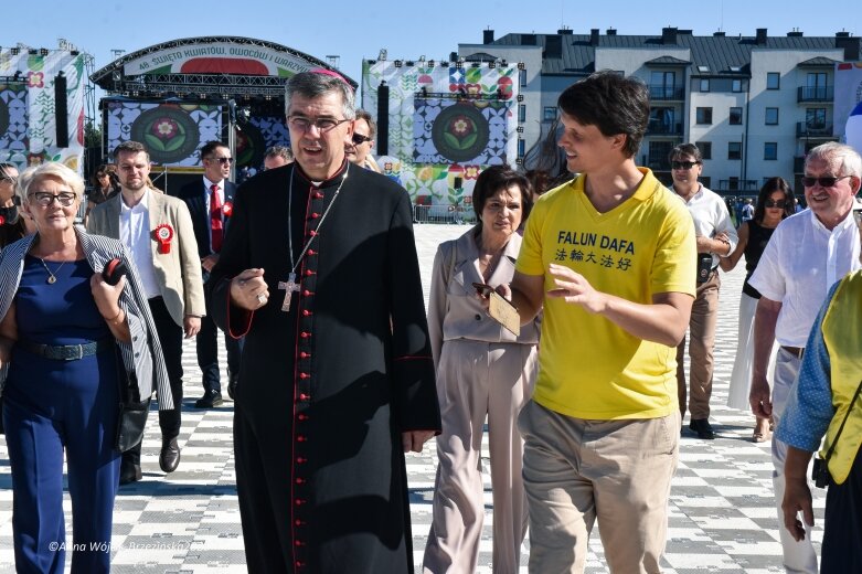  Barwna parada ulicami Skierniewic 