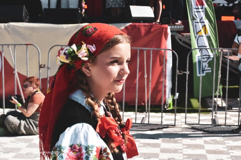  Barwna parada ulicami Skierniewic 
