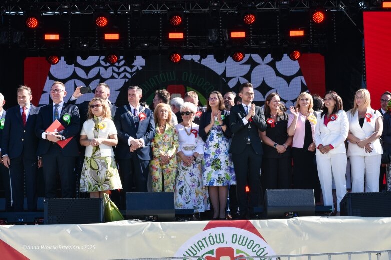  Barwna parada ulicami Skierniewic 