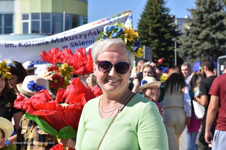  Barwna parada ulicami Skierniewic 