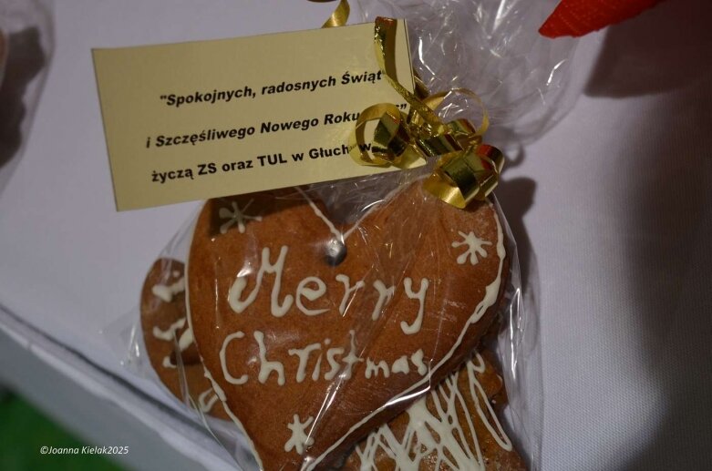  Wigilijny wieczór z Zespole Szkół w Głuchowie  