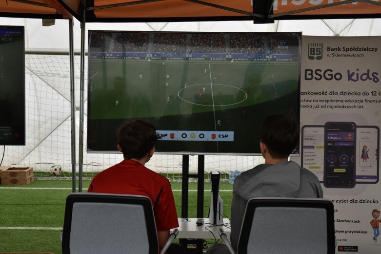  To już 4. edycja Skierniewickiego Turnieju Gry FIFA 