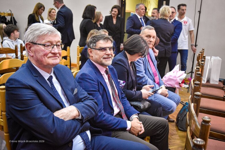  To może być jeden z najważniejszych nowych kierunków dla szkolnictwa zawodowego w Skierniewicach. Mechanik podpisał list intencyjny z Polską Grupą Lotniczą, a stawką są przyszłe kadry dla branży lotniczej. 