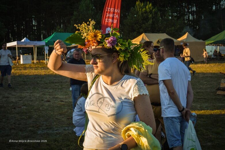  Najkrótsza noc, najdłuższe czary. Jelenie w terenie szukały kwiatu paproci 