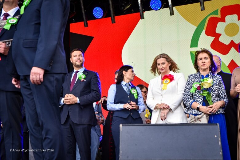  Parada, duma i klucz do pałacu. Skierniewice otworzyły Święto Kwiatów 