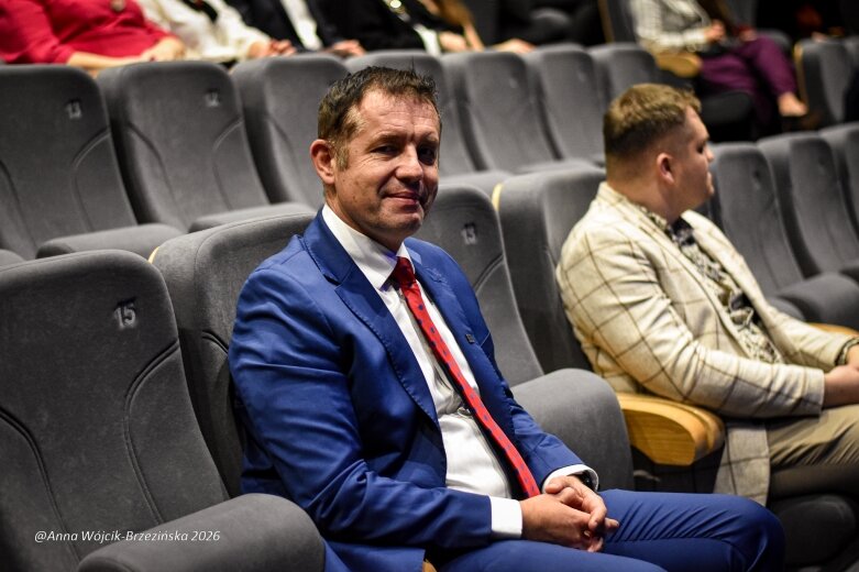  Ponad 250 uczniów odebrało stypendia Prezydenta Miasta Skierniewice 