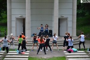  zumba-w-parku-27 