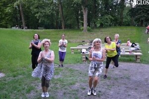  zumba-w-parku-37 